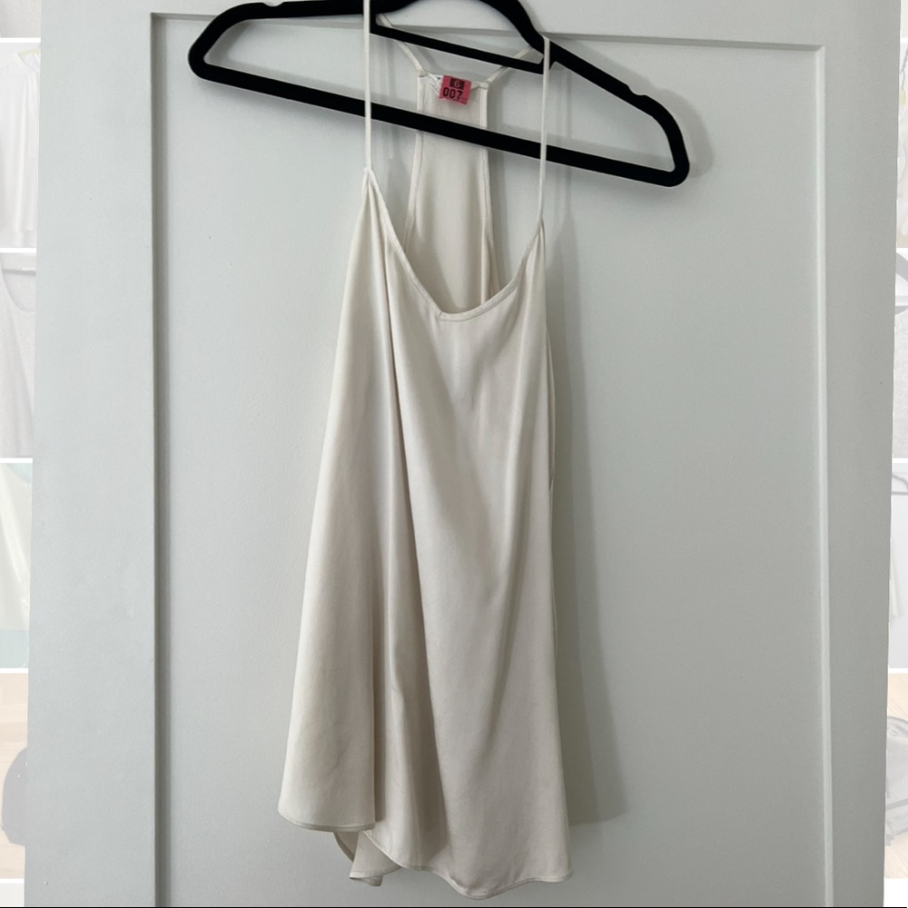 Club Monaco silk tank with side slits in off white